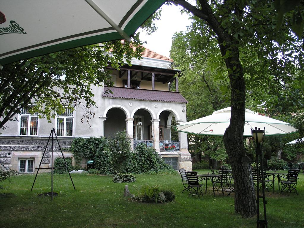 Willa Wiluszowka Dębica Buitenkant foto